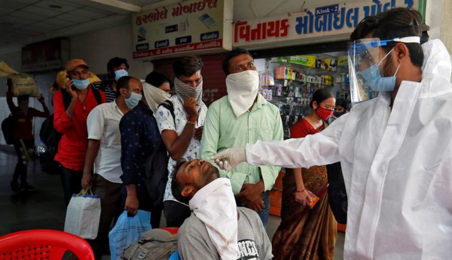 India's coronavirus cases cross 1 million