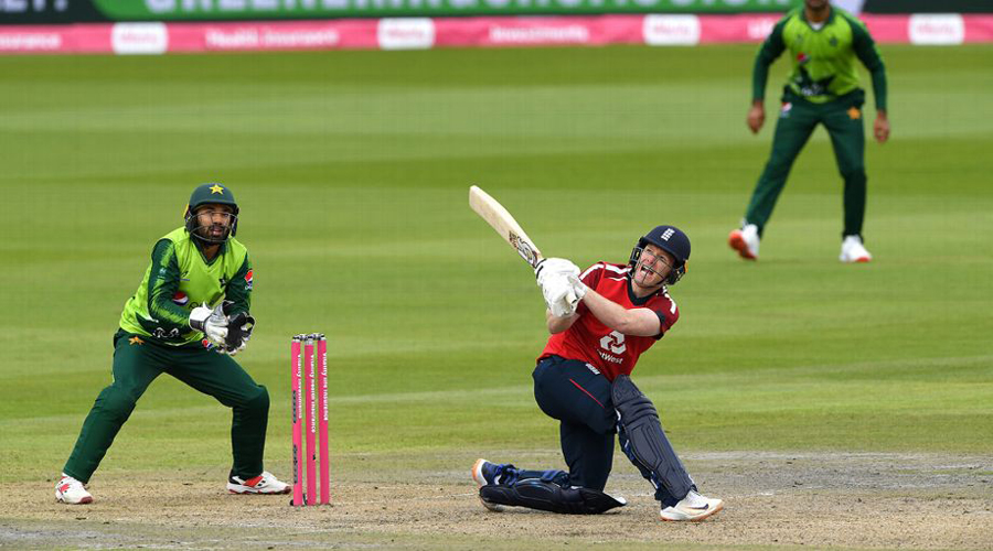 Eoin Morgan, Dawid Malan lead England home in tall chase for 1-0 series lead