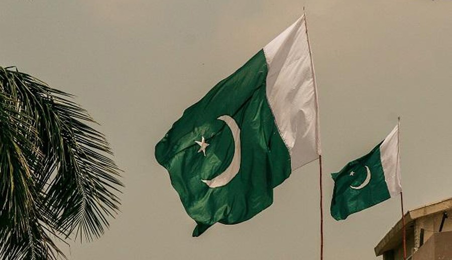 Pakistan : Administrator and Avenger