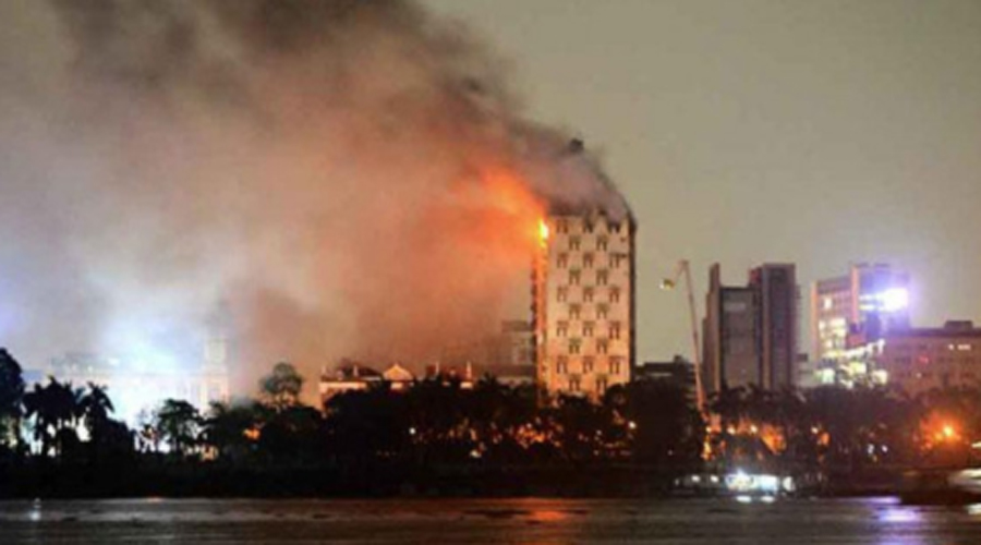 At least 9 dead as fire breaks out at multi-storey building in Kolkata
