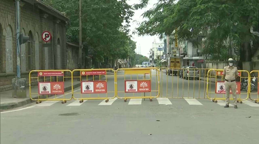 Karnataka goes for complete lockdown