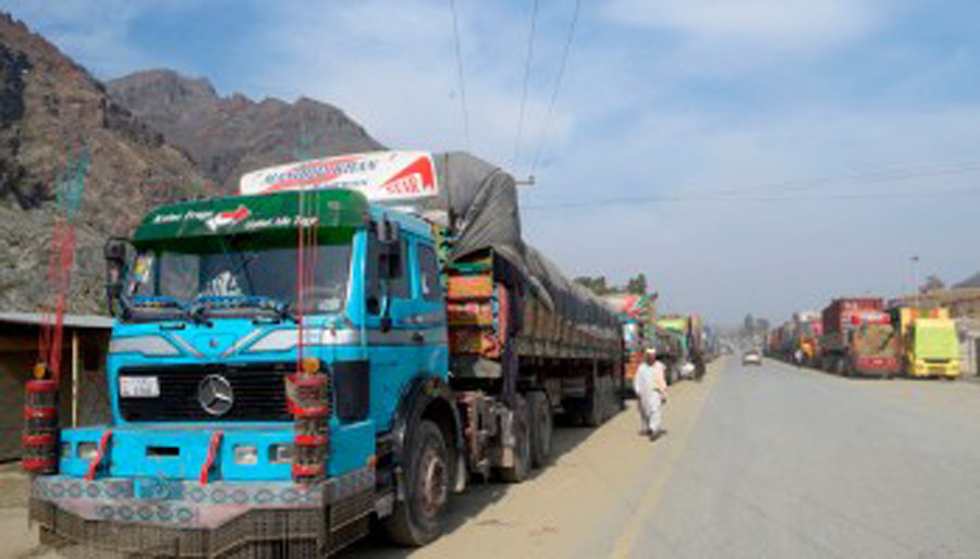 Pakistan's trade disrupted as Afghan Khugakhel tribesmen block Torkham border 