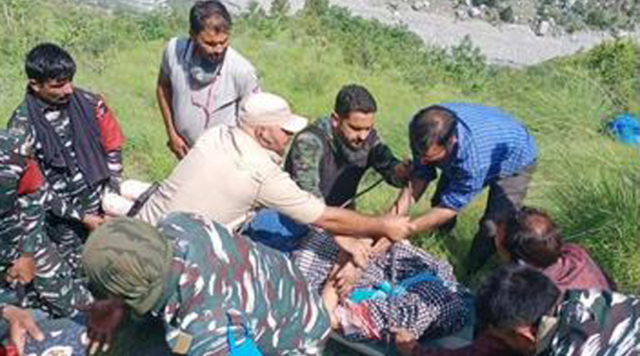 Five killed as vehicle plunges into gorge in J-K''s Ramban