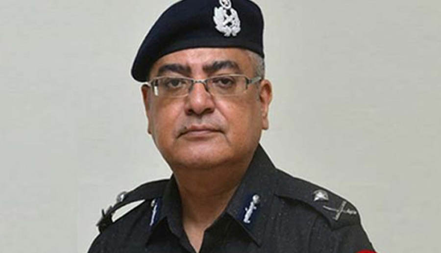IG sindh Mushtaq Ahmad admits political interference in police