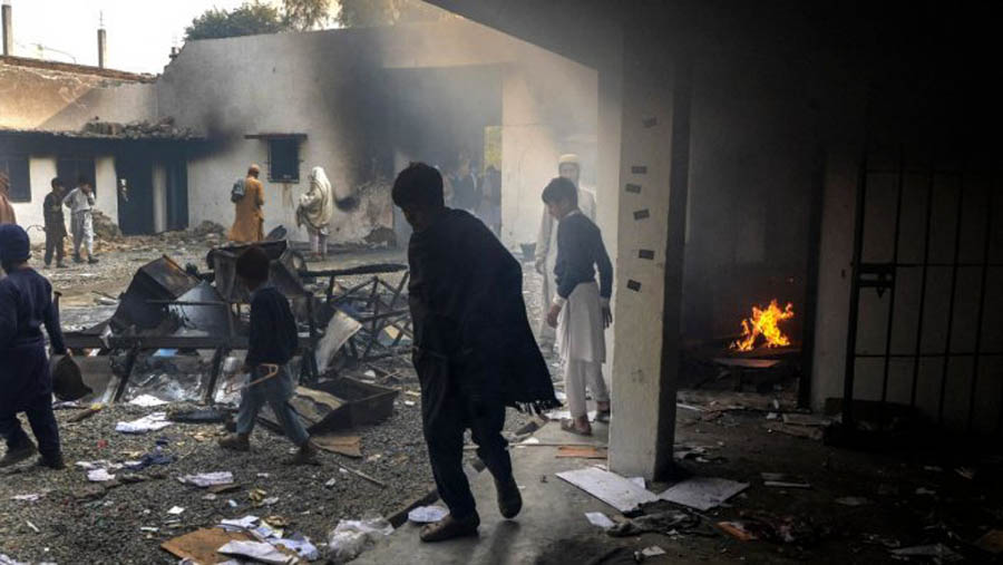 Pakistan police station set afire over Koran desecration