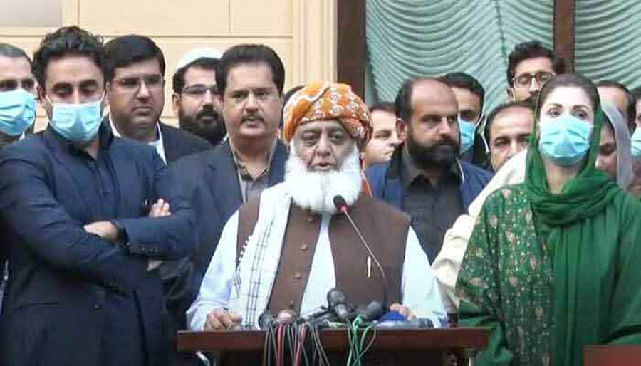 Opposition alliance demand snap polls to save Pakistan