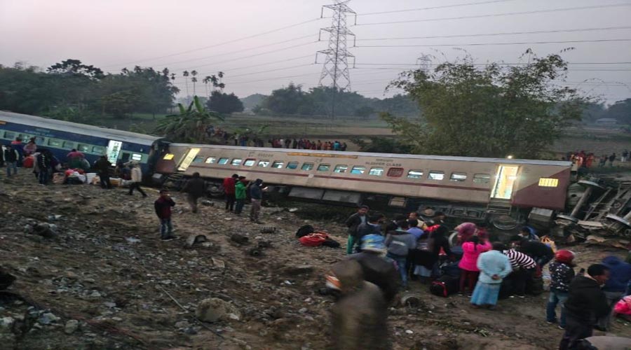 High-level inquiry ordered after 5 killed in train accident in West Bengal's Jalpaiguri