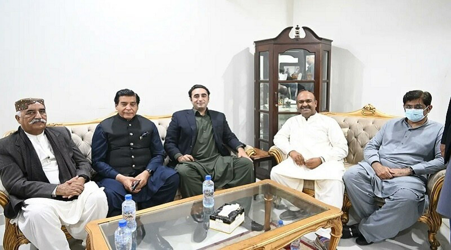 PM Imran Khan's former aide Nadeem Afzal Chan rejoin PPP