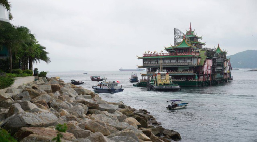 Hong Kong's Jumbo Floating Restaurant capsizes
