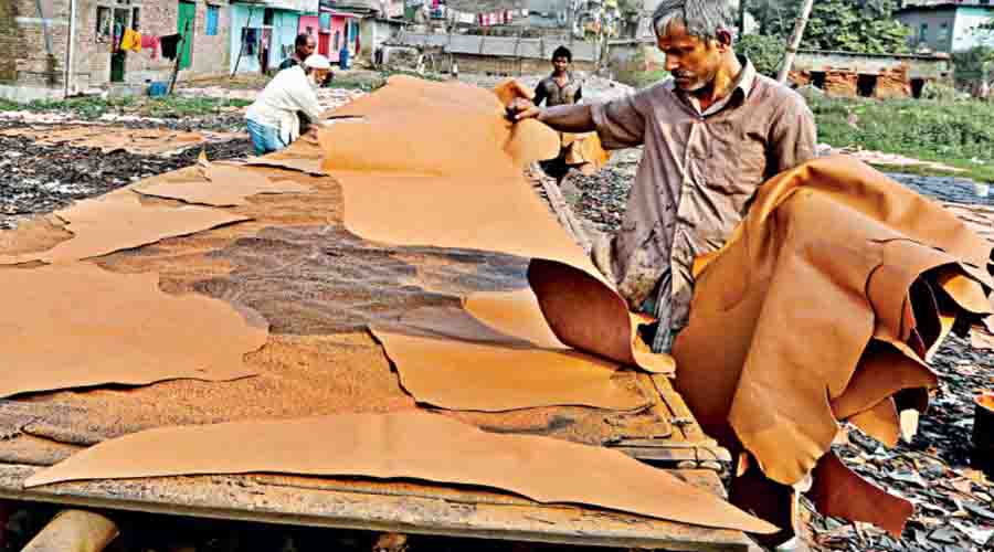 Bangladesh traders forced to export leather to China at low price