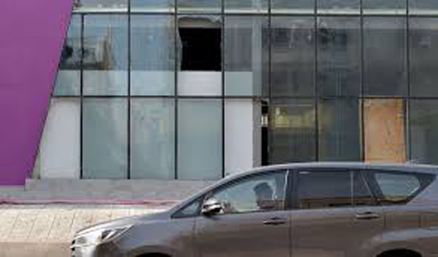 Terrorism suspect blew himself up in Jeddah, injuring 4