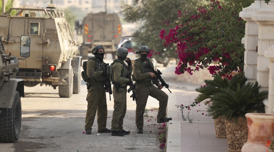 Israeli forces kill two Palestinians in Ramalla