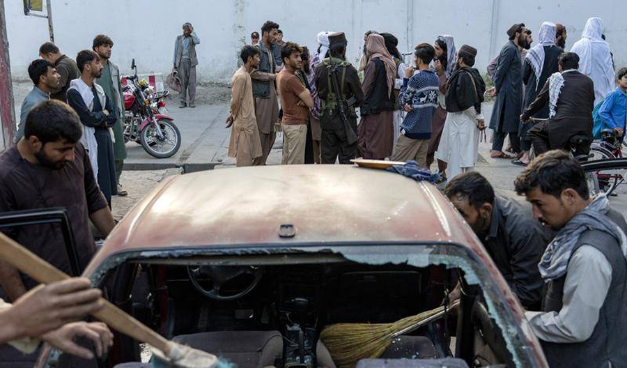 At least 3 killed, 13 injured in blast at Kabul restaurant