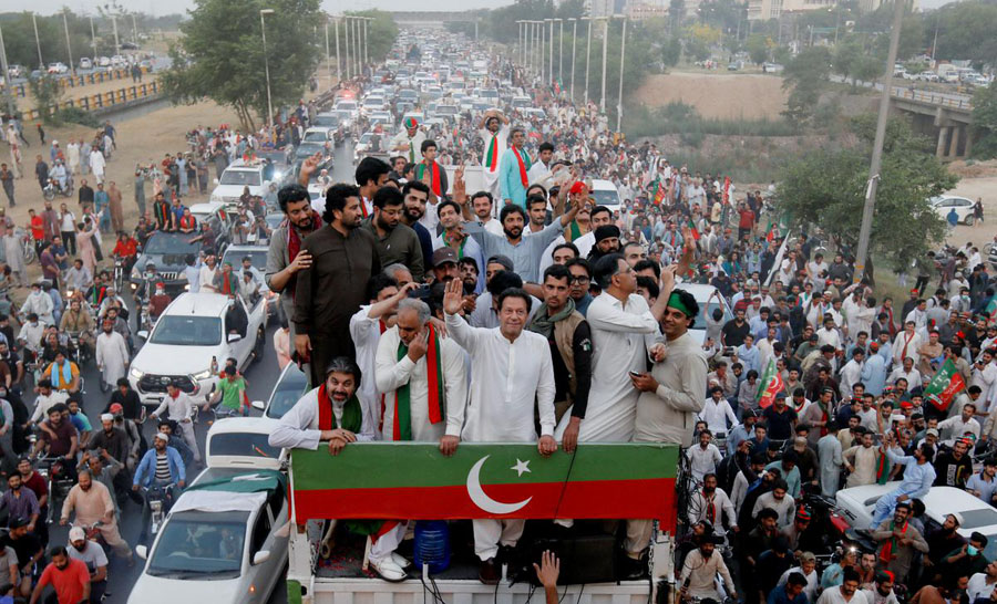 Imran Khan long march creates civil military tensions