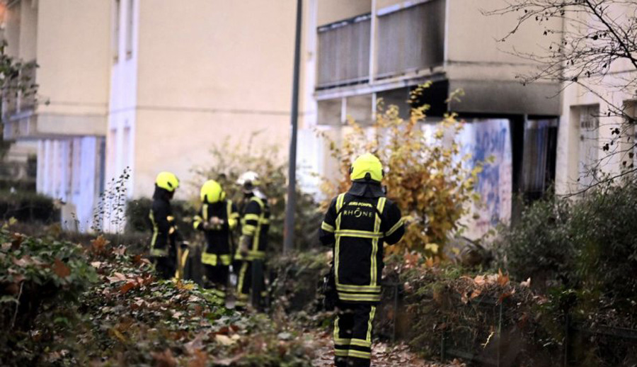 At Least 10 Killed, Including Five Children, In France Apartment Fire