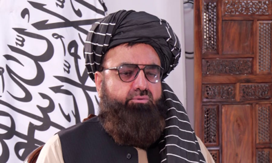 Islamic Emirate official accuses countries of mistreating Afghan refugees