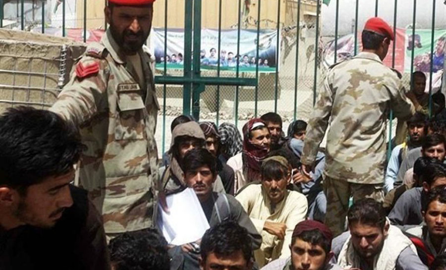 At least 250 Afghan citizens detained by police in Pakistan