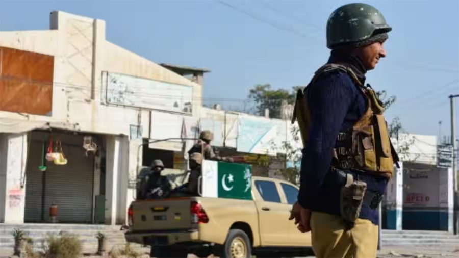 Pakistan: Suicide blast kills nine security personnel, 17 injured